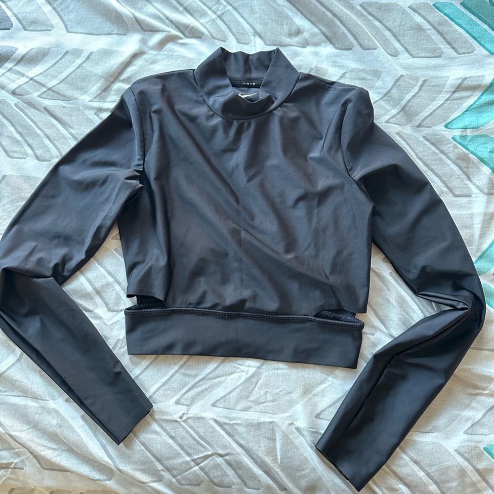 Nike Dri-fit crop top